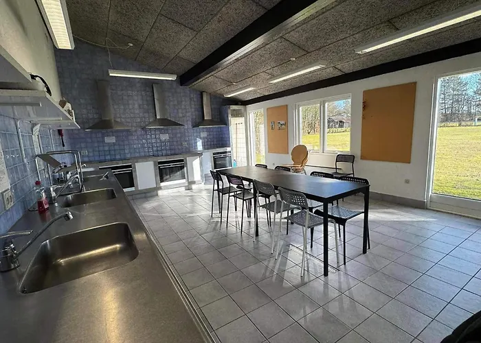 4 Person In Tatil Evi Hampen
